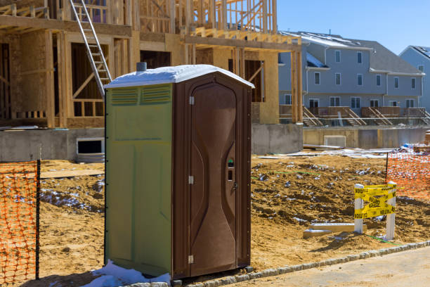 Best Porta potty delivery and setup  in Mission, KS