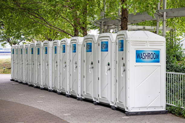 Affordable portable toilet rental in Mission, KS